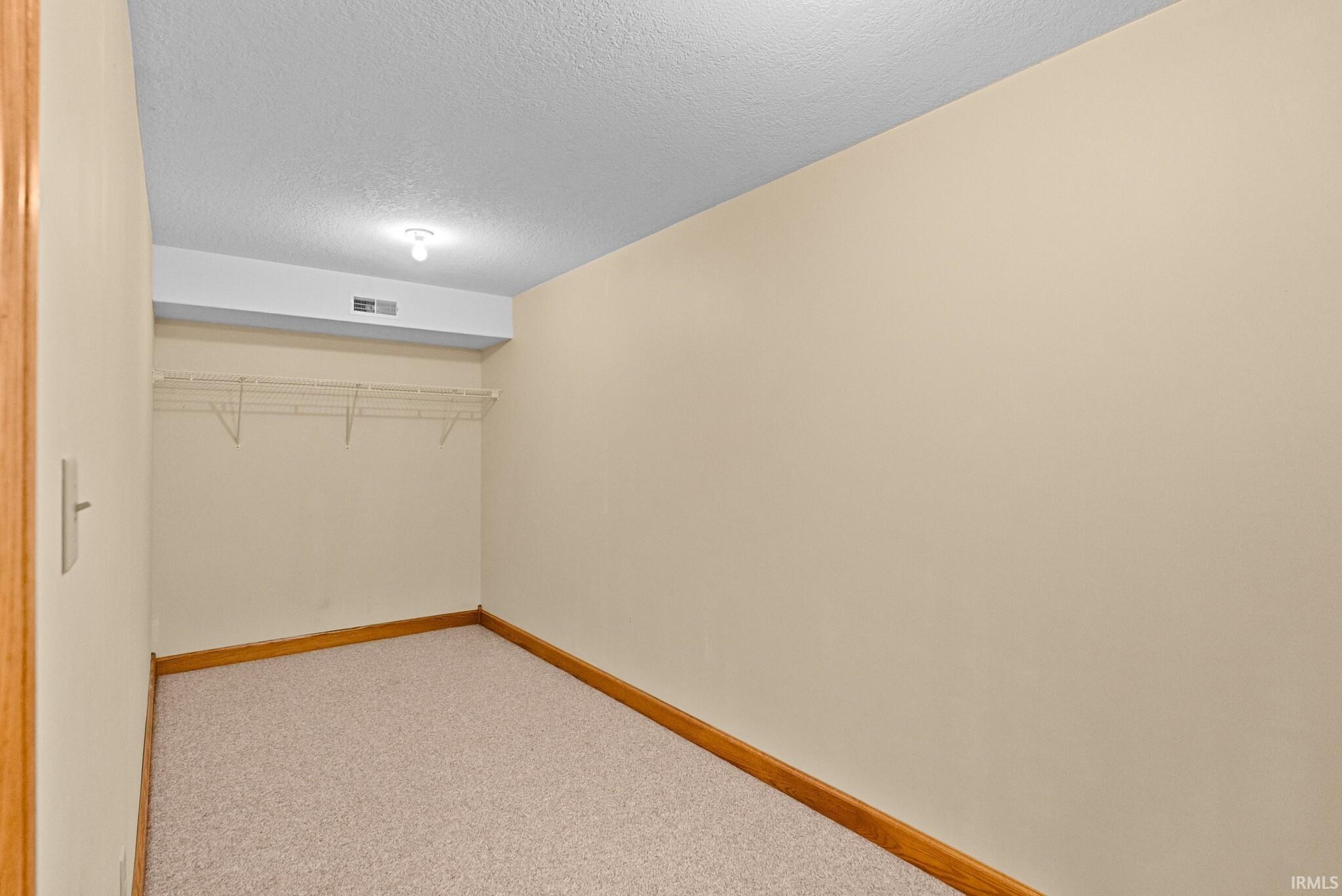 4239 S Kinsey Road Warsaw IN 46580