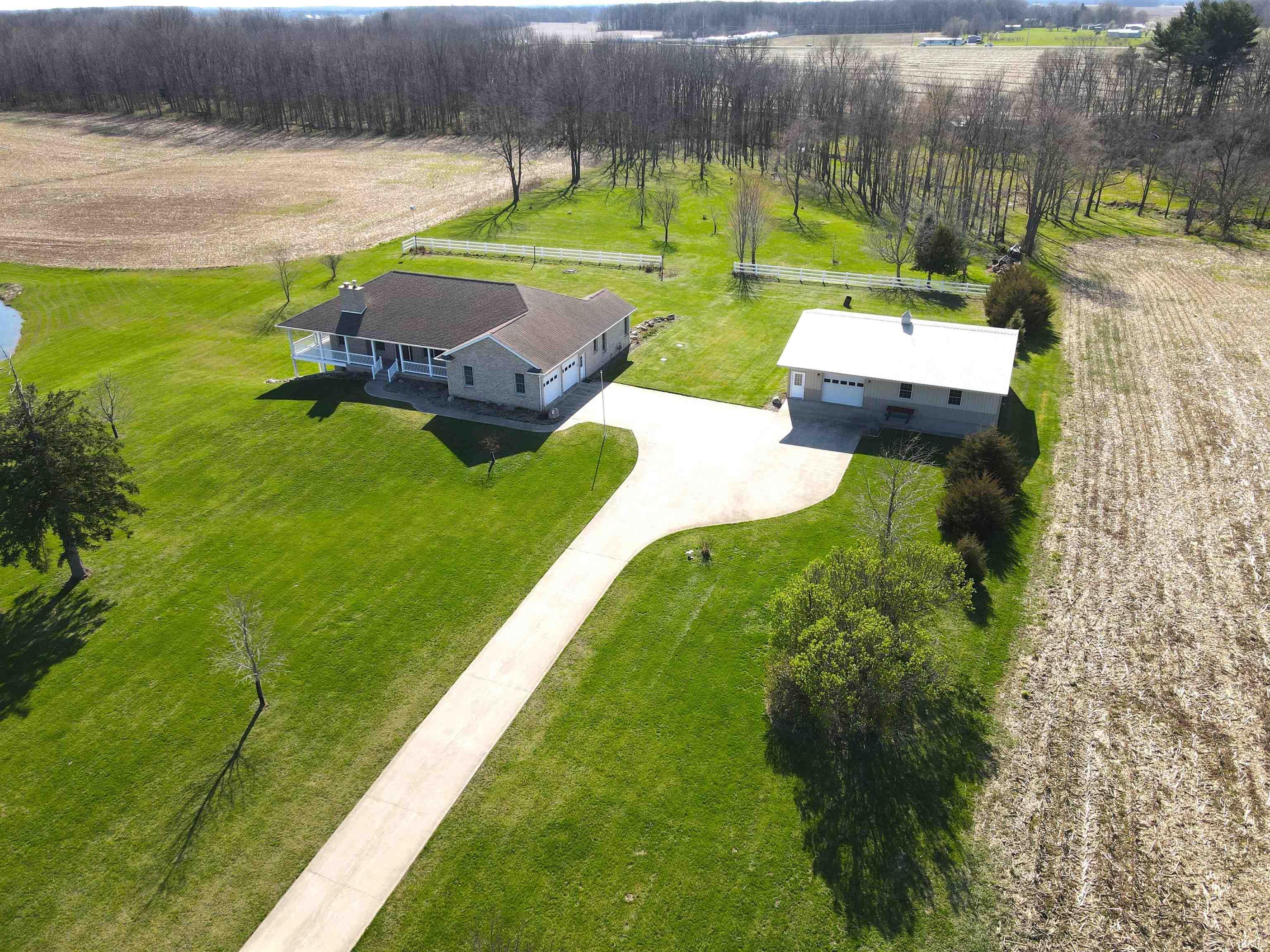 4239 S Kinsey Road Warsaw IN 46580