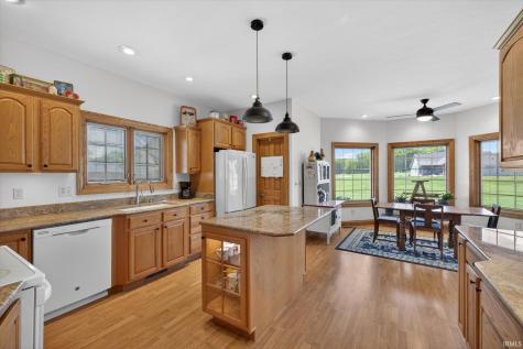 675 N Auburn Ridge Drive Linton IN 47441