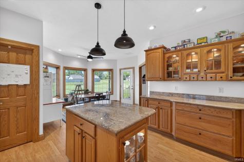 675 N Auburn Ridge Drive Linton IN 47441