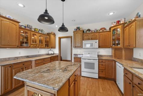 675 N Auburn Ridge Drive Linton IN 47441