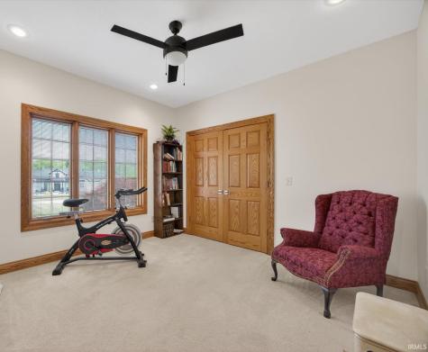 675 N Auburn Ridge Drive Linton IN 47441