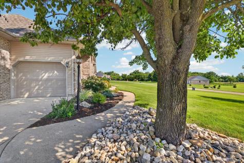 675 N Auburn Ridge Drive Linton IN 47441