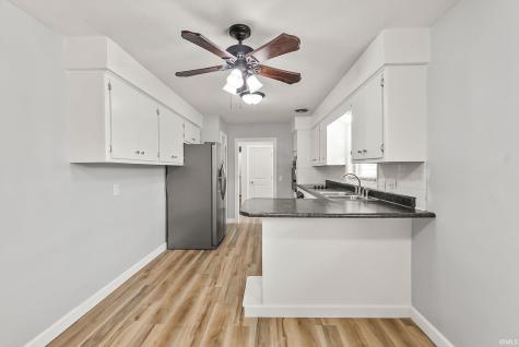 5221 Woodway Drive Fort Wayne IN 46835