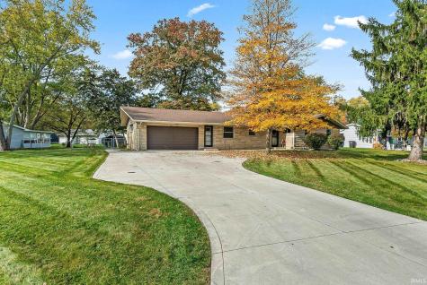 5221 Woodway Drive Fort Wayne IN 46835