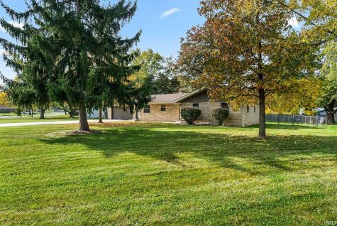 5221 Woodway Drive Fort Wayne IN 46835