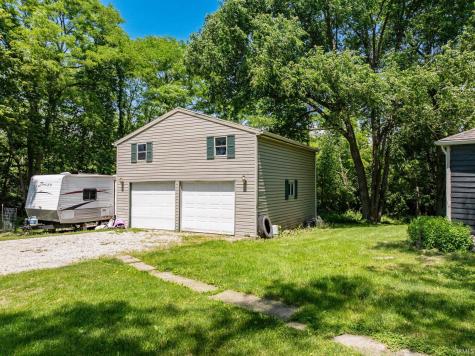 4660 E County Road 550 S Muncie IN 47302