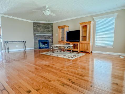 225 Maple Run Estates Boulevard Springville IN 47462