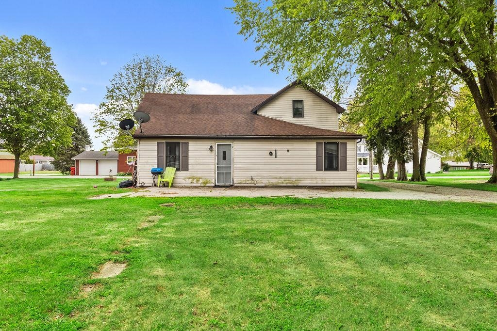 320 W Walnut Street Akron IN 46910
