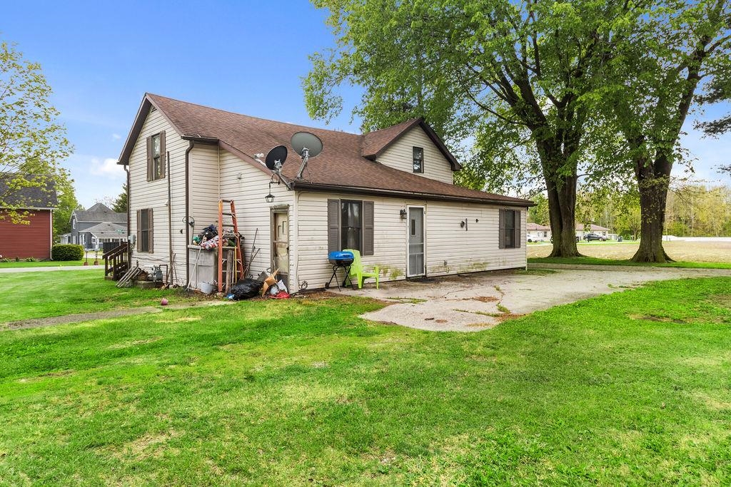 320 W Walnut Street Akron IN 46910