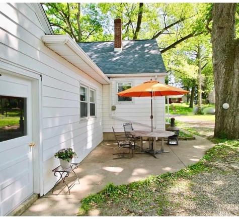 2127 Wawonaissa Trail Fort Wayne IN 46809
