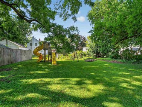 2127 Wawonaissa Trail Fort Wayne IN 46809