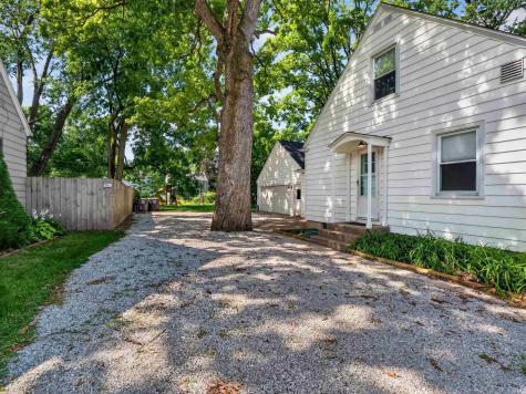 2127 Wawonaissa Trail Fort Wayne IN 46809