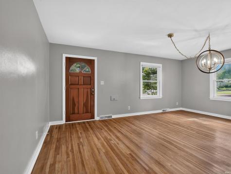 2127 Wawonaissa Trail Fort Wayne IN 46809