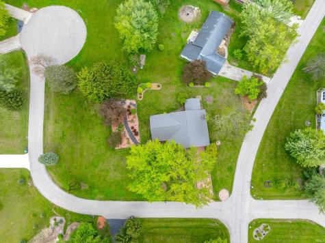 3328 N Chase Drive Warsaw IN 46582