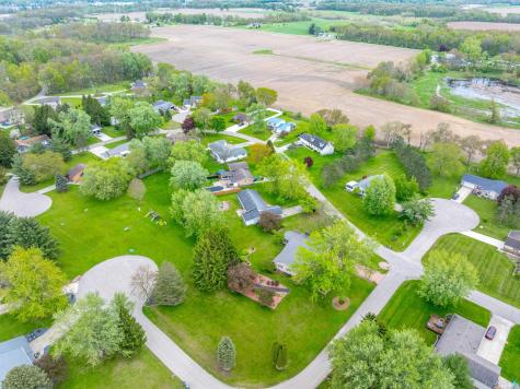 3328 N Chase Drive Warsaw IN 46582