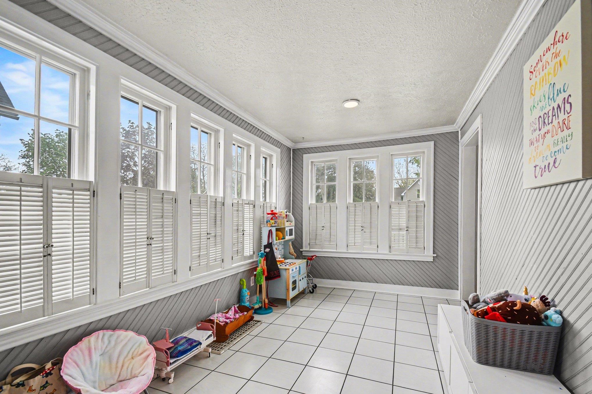 801 Maple Row Elkhart IN 46514