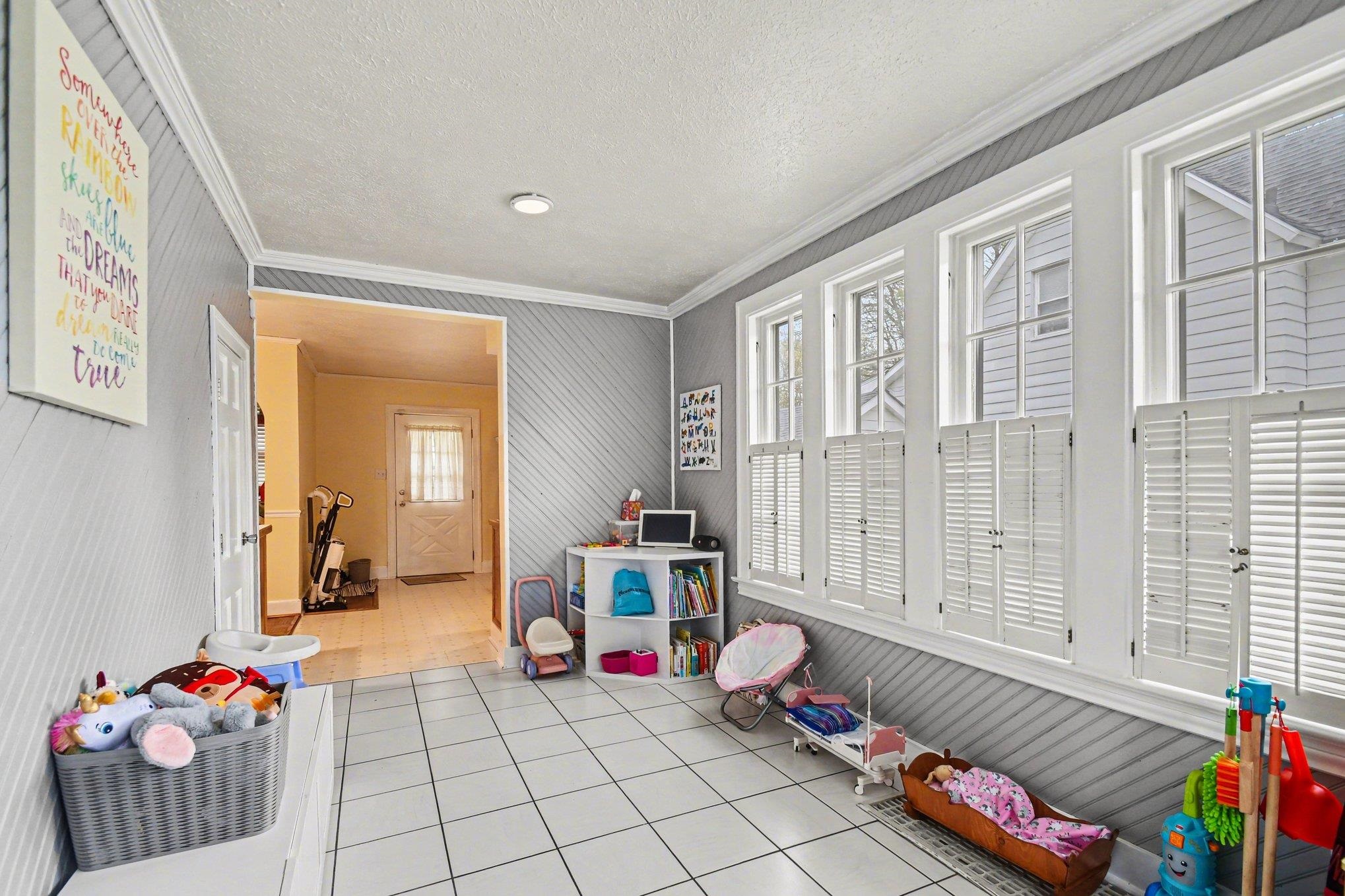 801 Maple Row Elkhart IN 46514