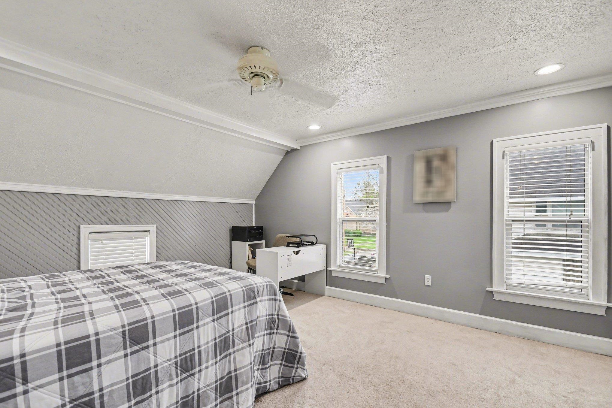 801 Maple Row Elkhart IN 46514