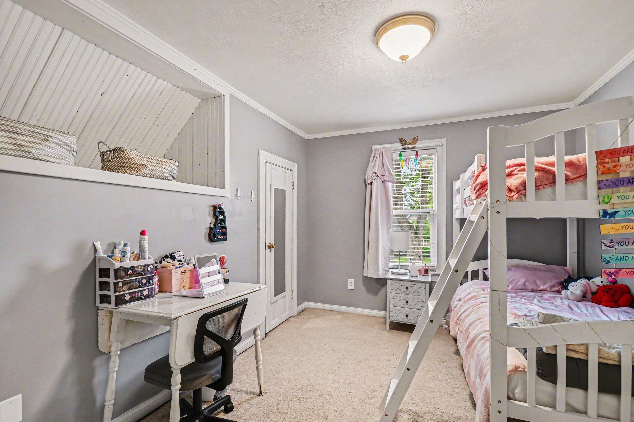 801 Maple Row Elkhart IN 46514