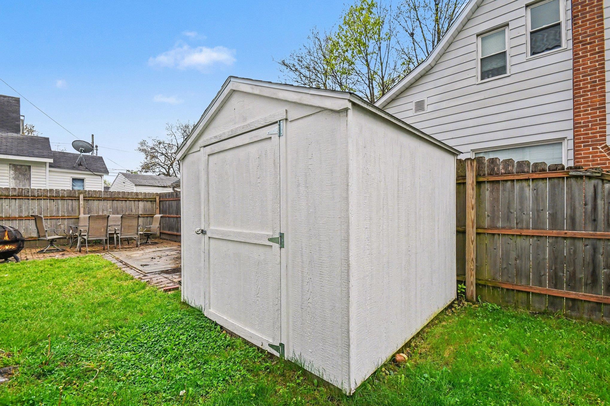 801 Maple Row Elkhart IN 46514