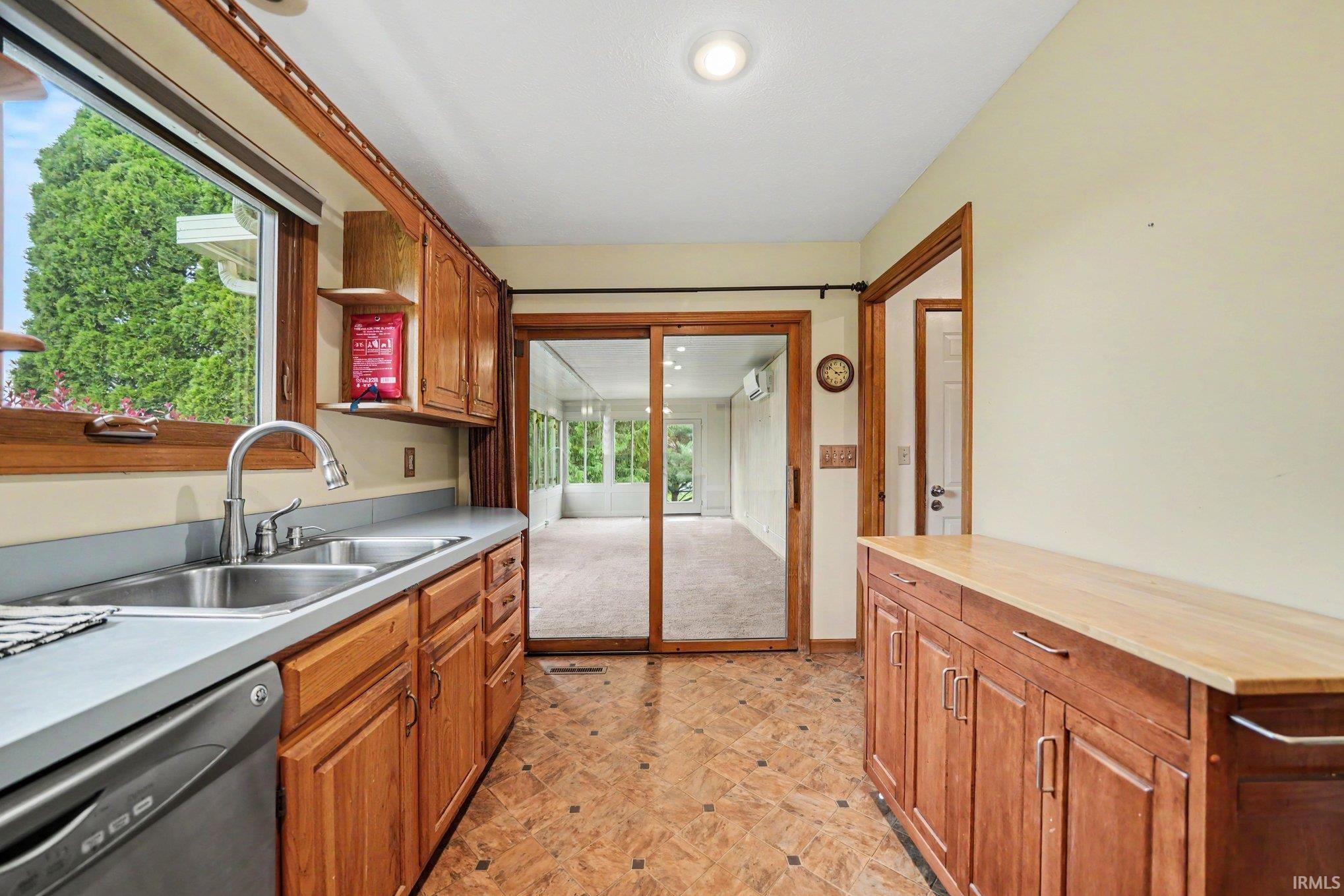 59675 Thornberry Court South Bend IN 46614