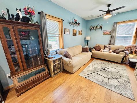 10437 E Cr 250 N Frankfort IN 46041