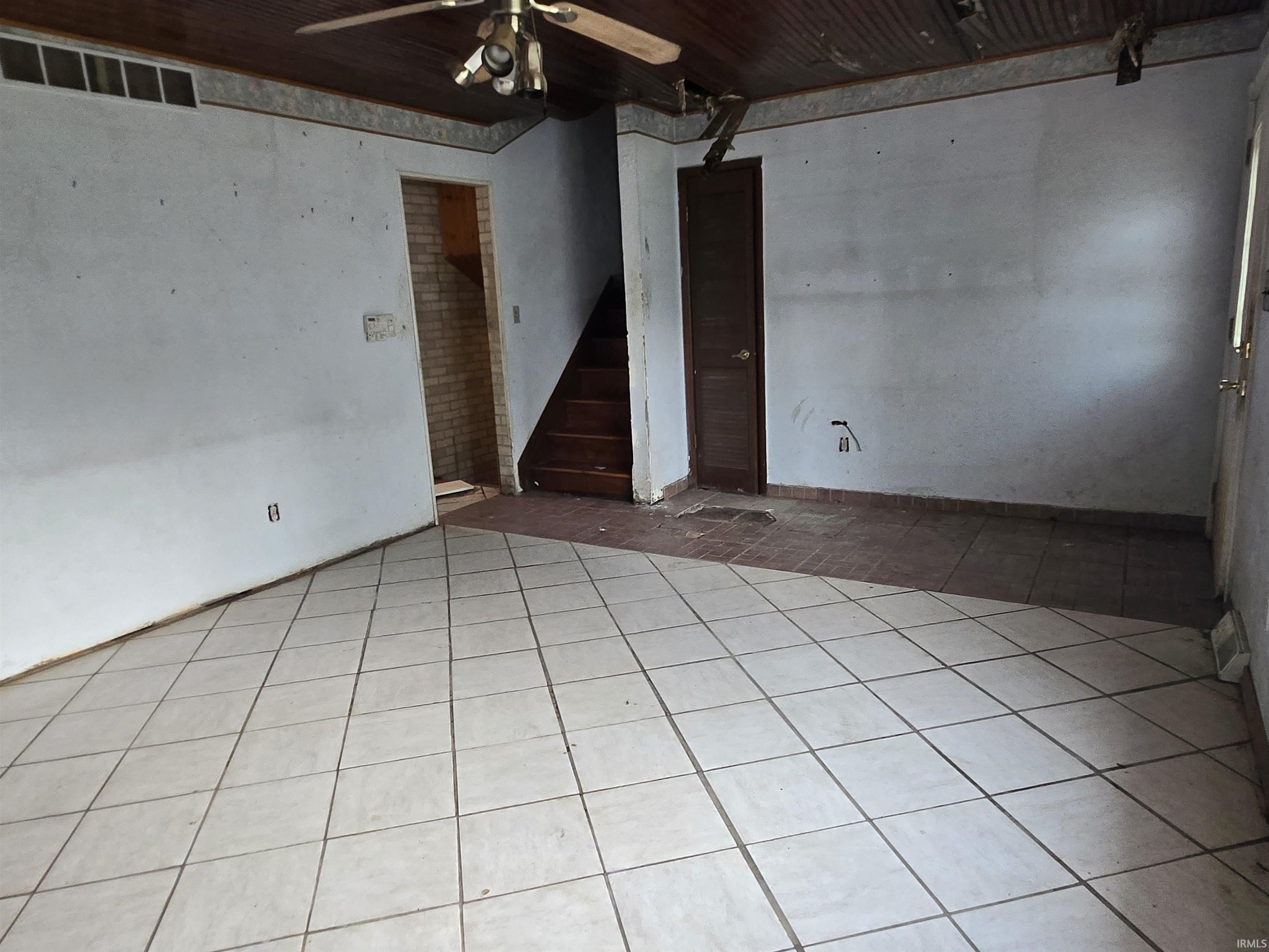 56033 Wynnewood Drive Osceola IN 46561