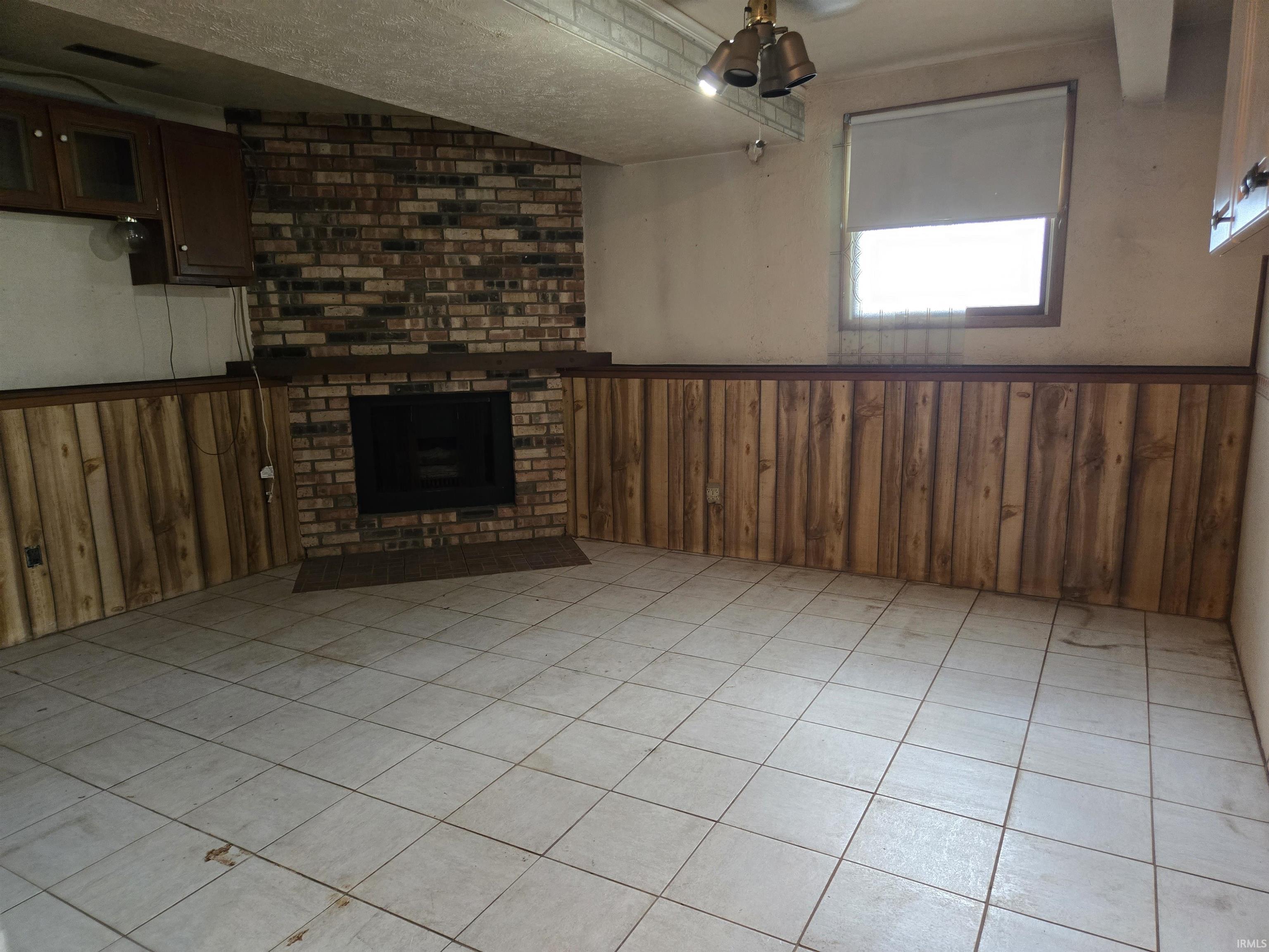 56033 Wynnewood Drive Osceola IN 46561
