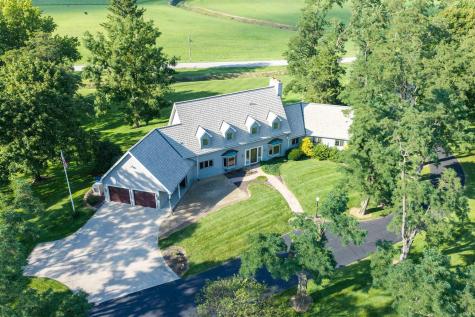 2209 E 900 N Road Huntington IN 46750