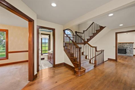 2209 E 900 N Road Huntington IN 46750