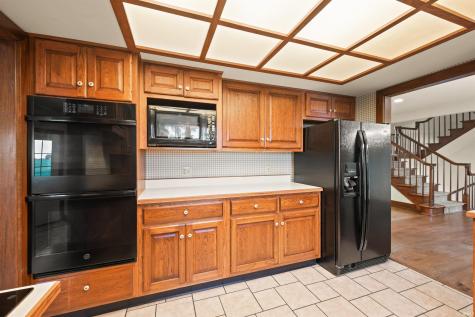 2209 E 900 N Road Huntington IN 46750