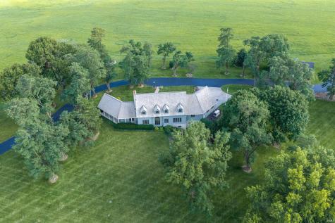 2209 E 900 N Road Huntington IN 46750