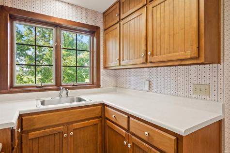 2209 E 900 N Road Huntington IN 46750