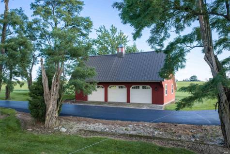 2209 E 900 N Road Huntington IN 46750