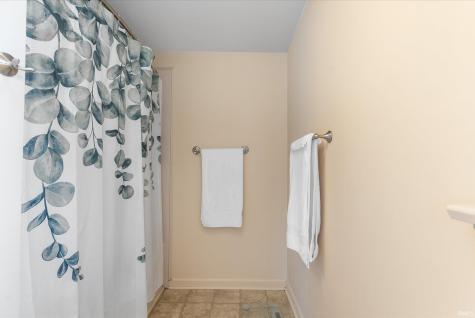 1839 Kenwood Avenue Fort Wayne IN 46805