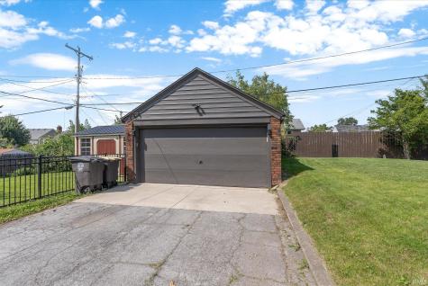 1839 Kenwood Avenue Fort Wayne IN 46805