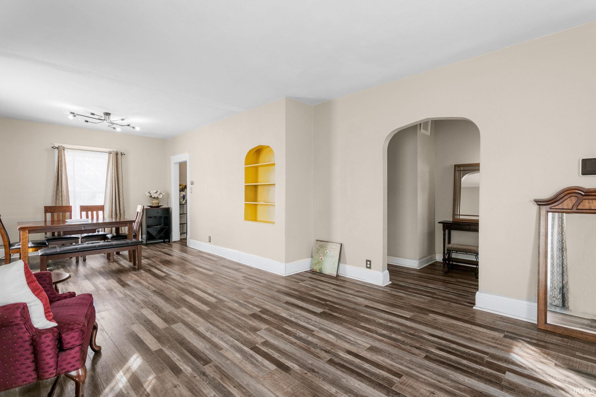 110 W 7th Street Mishawaka IN 46544