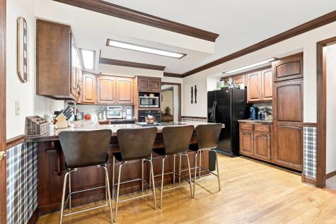 301 Oakwood Drive Albion IN 46701