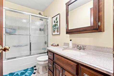 301 Oakwood Drive Albion IN 46701