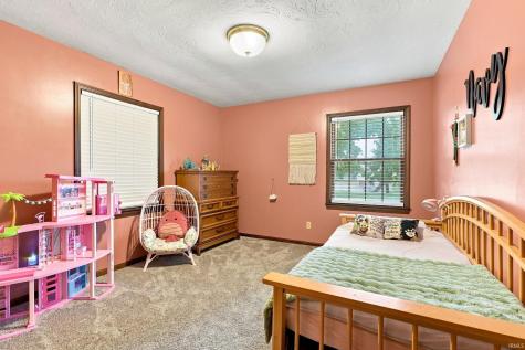 301 Oakwood Drive Albion IN 46701