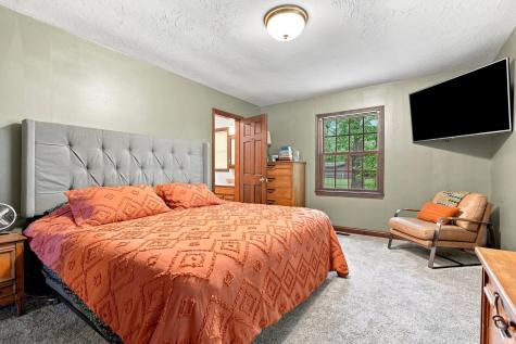 301 Oakwood Drive Albion IN 46701