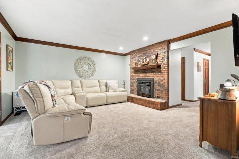 301 Oakwood Drive Albion IN 46701