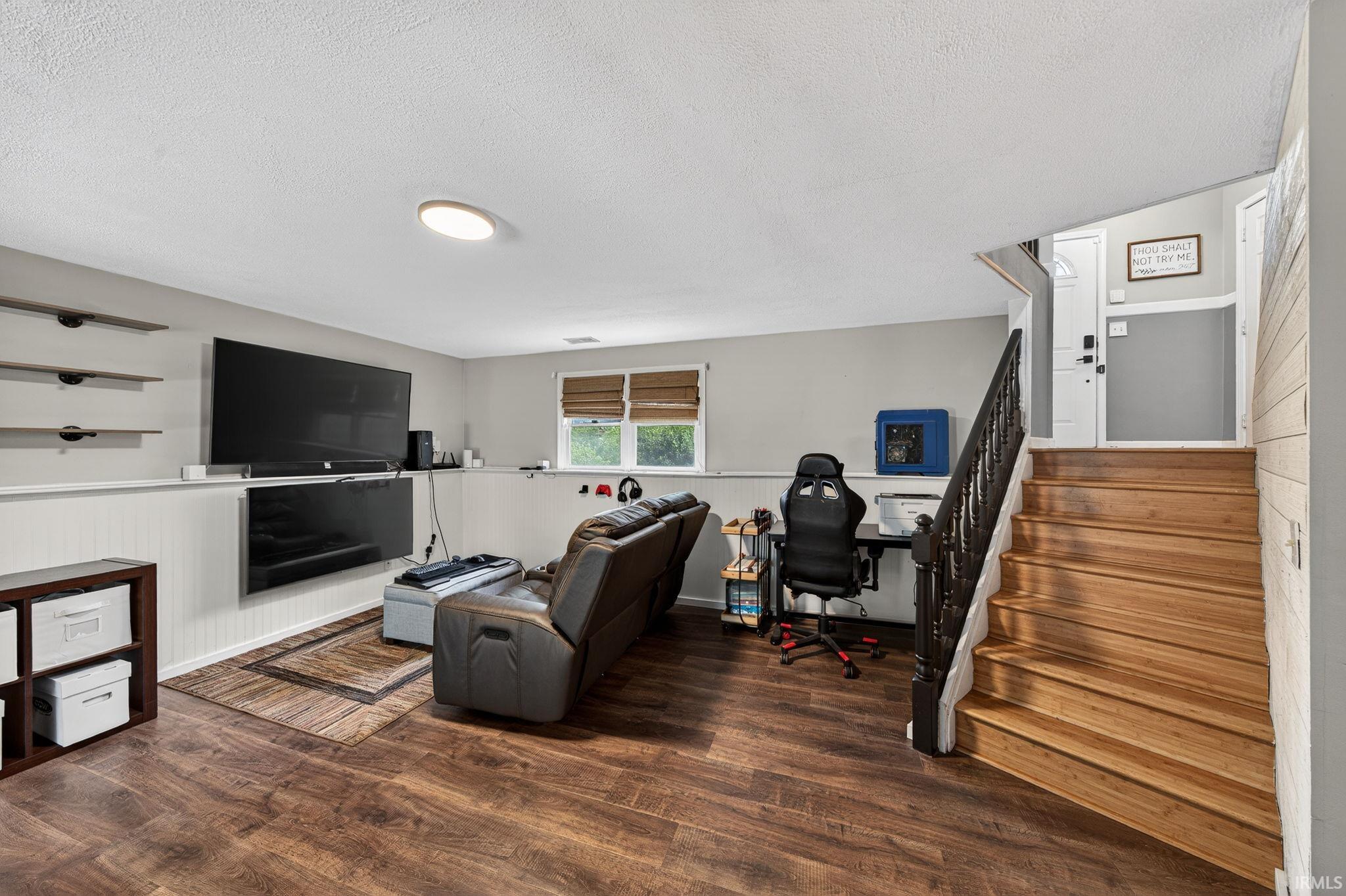 4137 Greenglade Court South Bend IN 46628