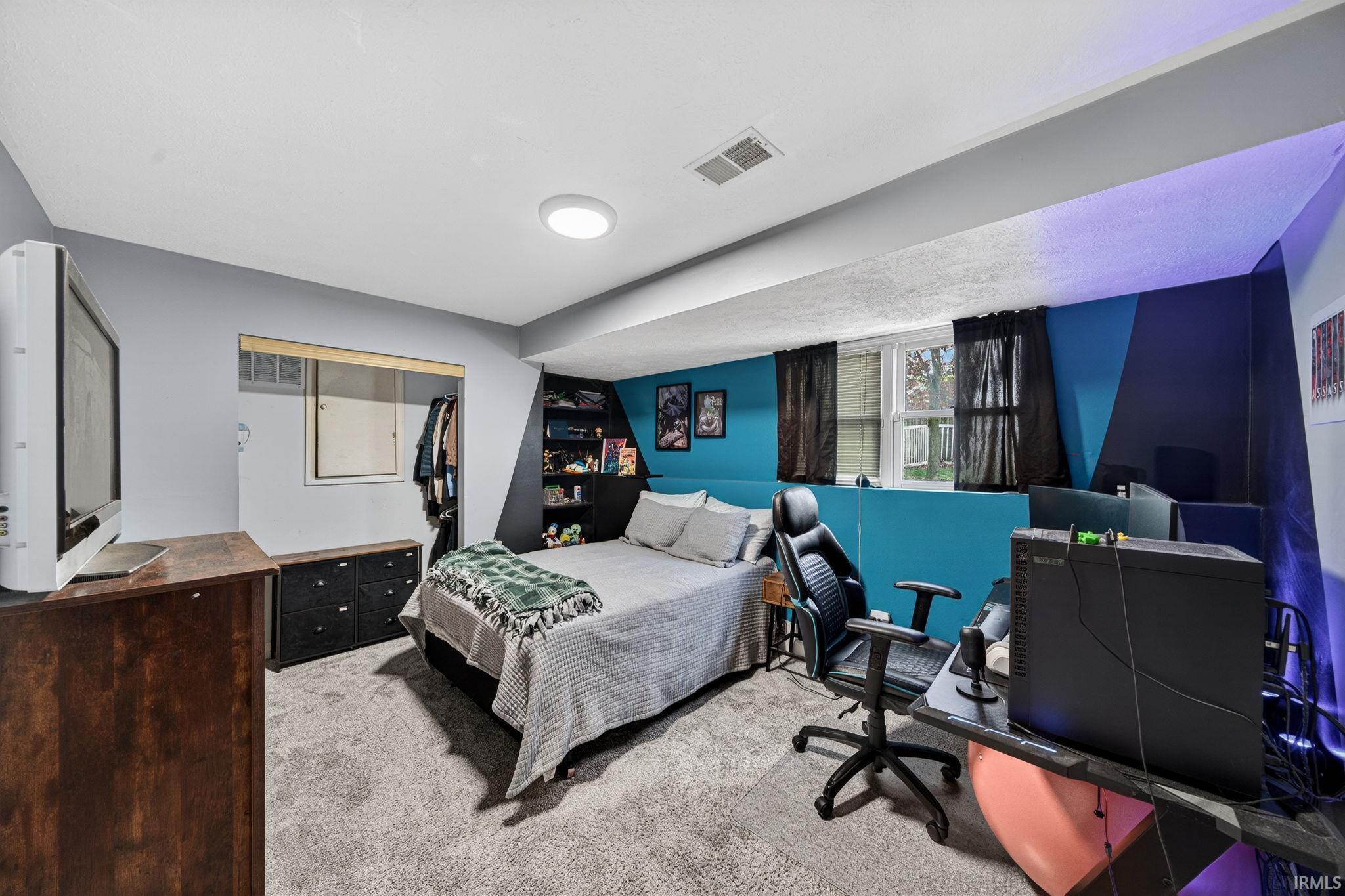 4137 Greenglade Court South Bend IN 46628