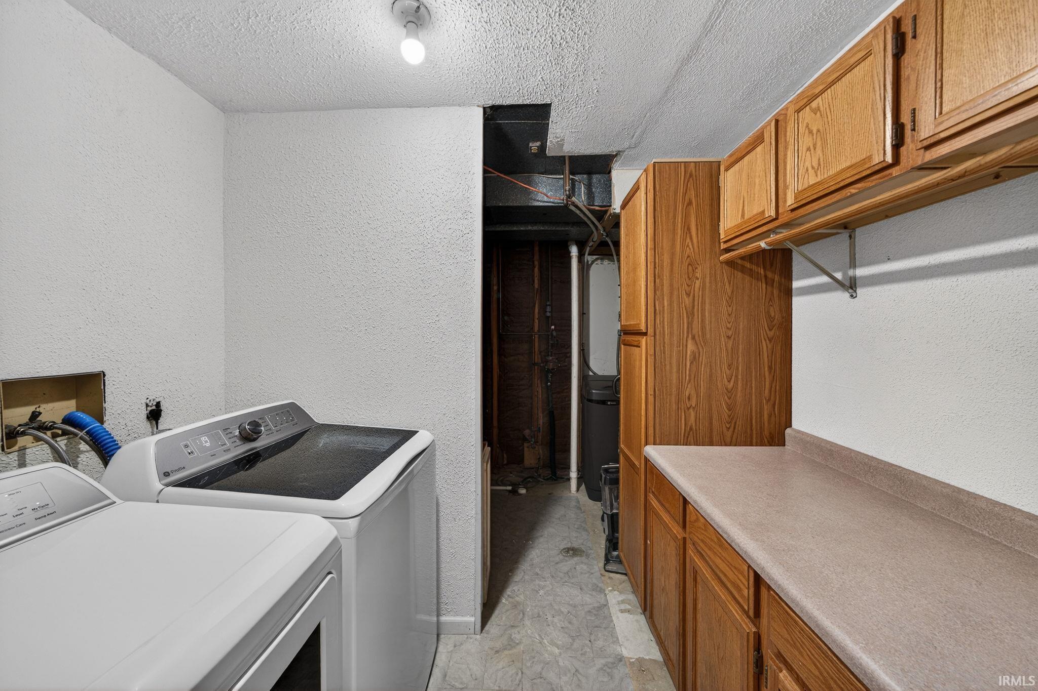4137 Greenglade Court South Bend IN 46628