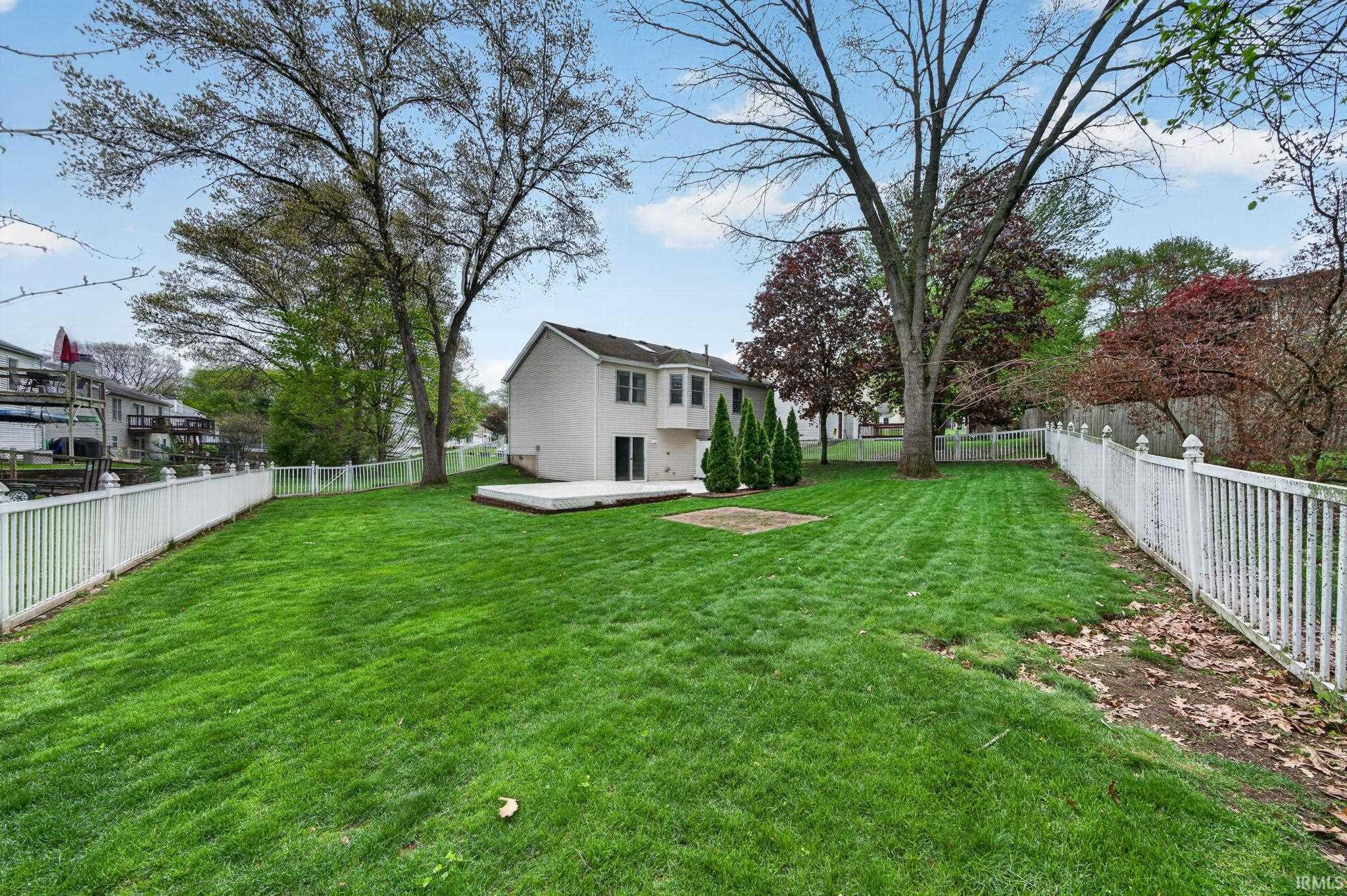 4137 Greenglade Court South Bend IN 46628
