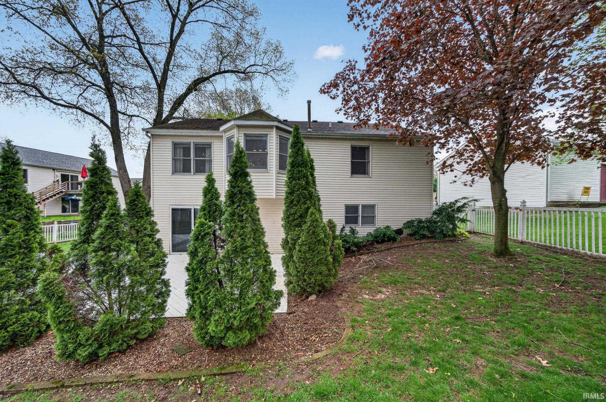 4137 Greenglade Court South Bend IN 46628