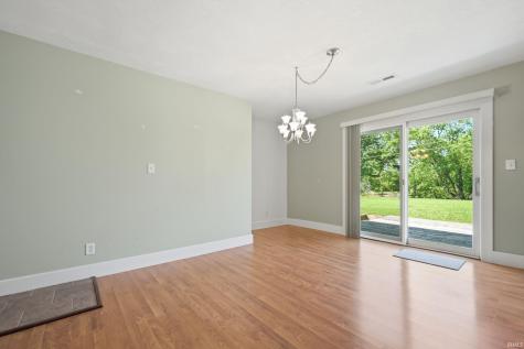 8 Meridian Drive Hartford City IN 47348