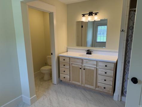 8 Meridian Drive Hartford City IN 47348